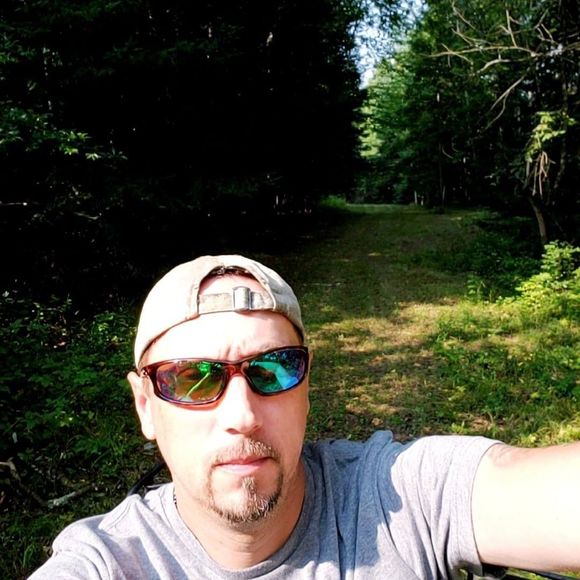 Meet your Posher, Dave - Picture 1 of 1